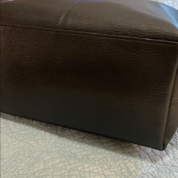 J. Crew Black Leather Tote Bag with Structured Design - Picture 6 of 12